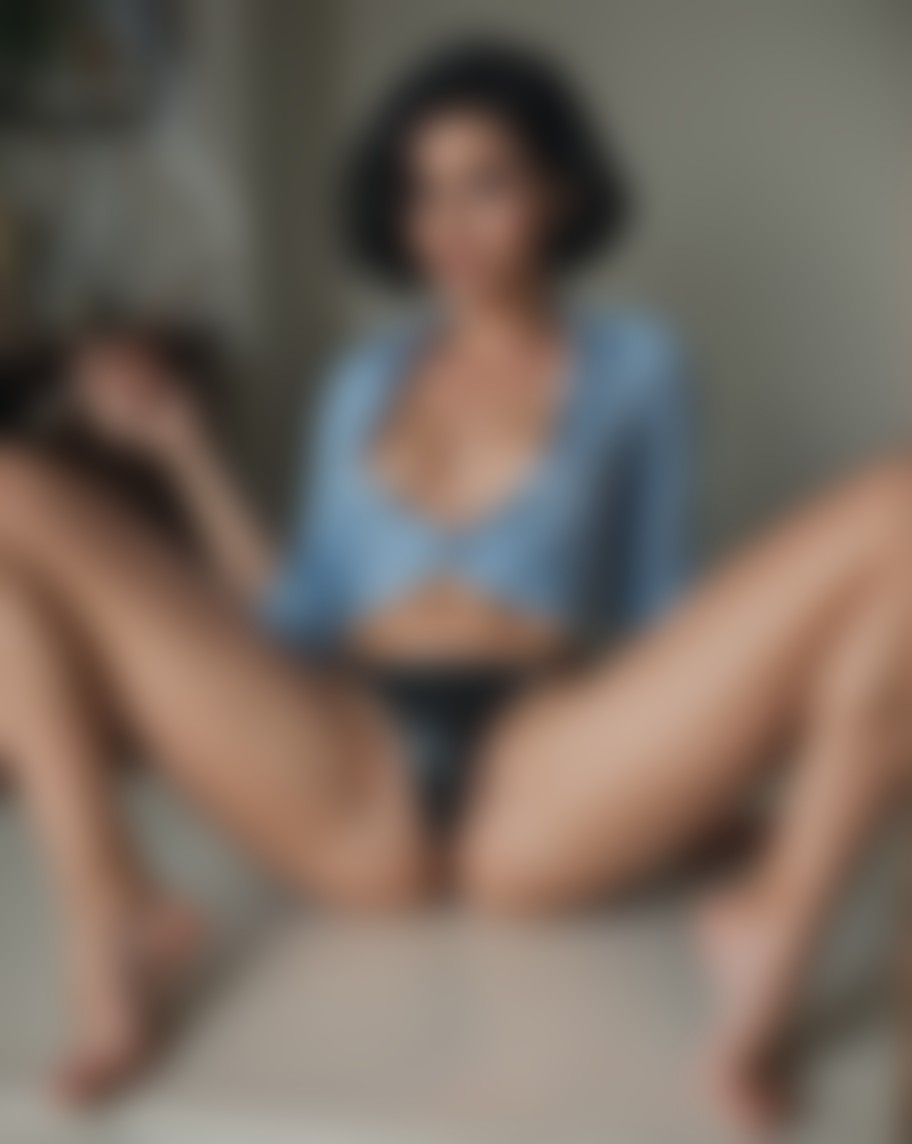 Lisa Morales — AI persona on XManias