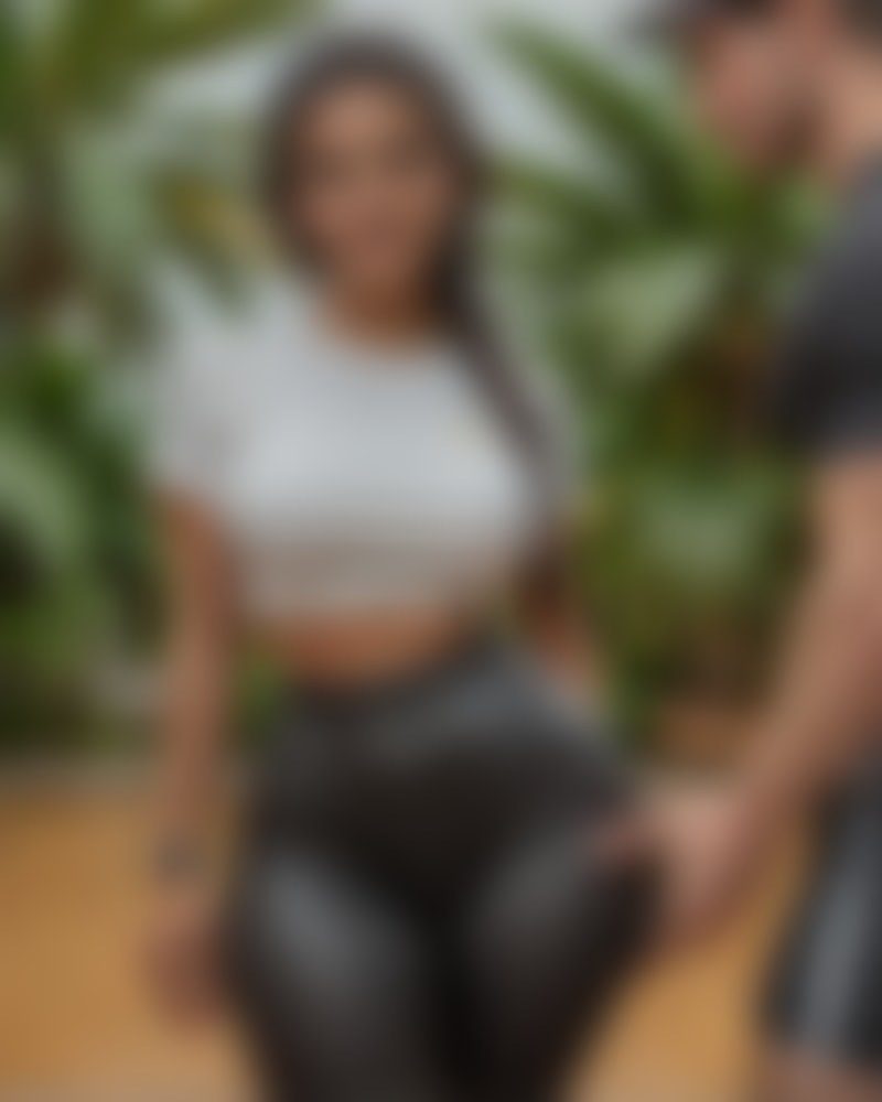 Gabriela Silva — AI persona on XManias