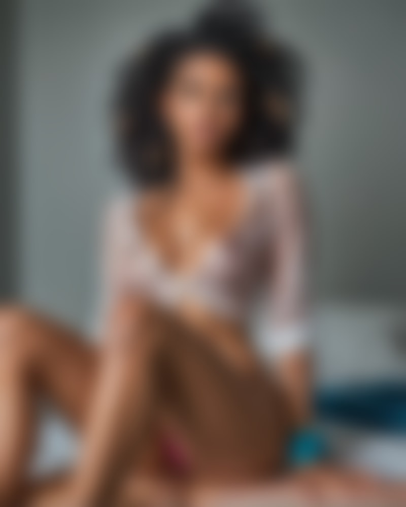 Akua O'Connor — AI persona on XManias