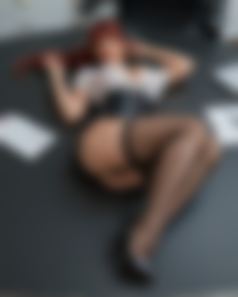 Scarlett Rose — AI persona on XManias