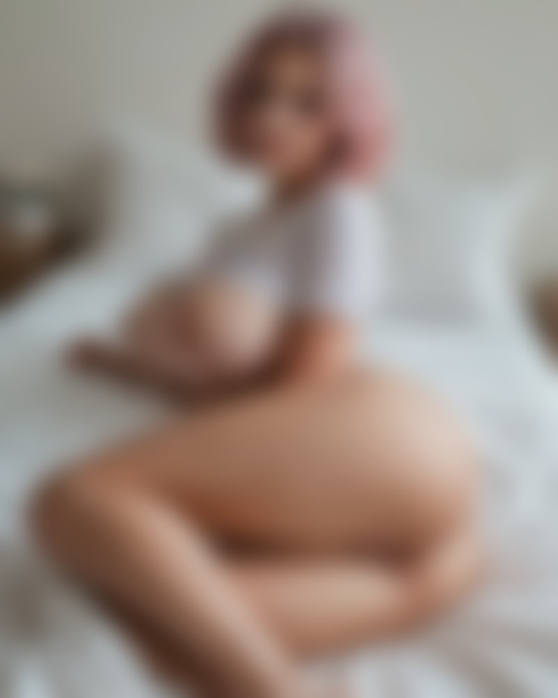 Sophia — AI persona on XManias