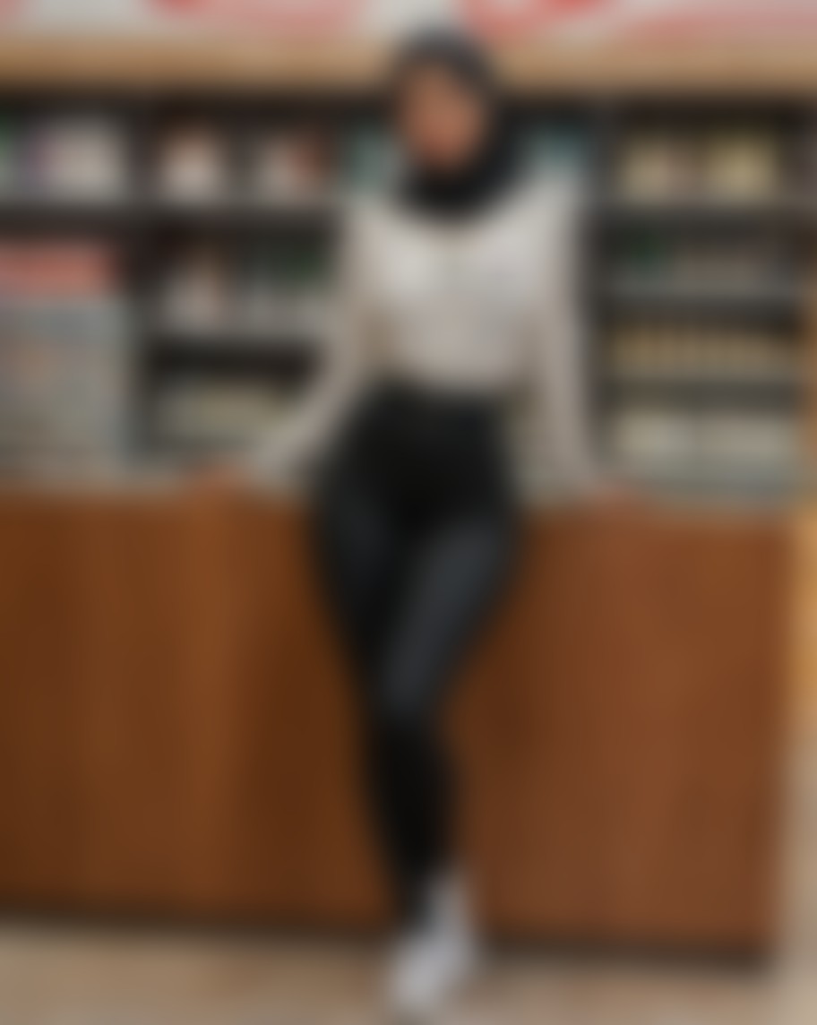 Deren Kaya AI image
