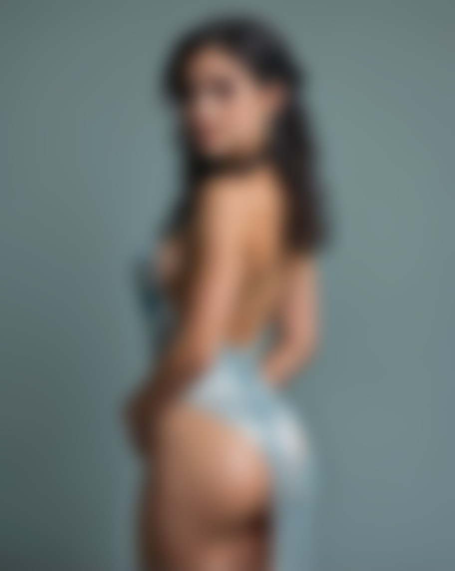 Sofia Violet AI image
