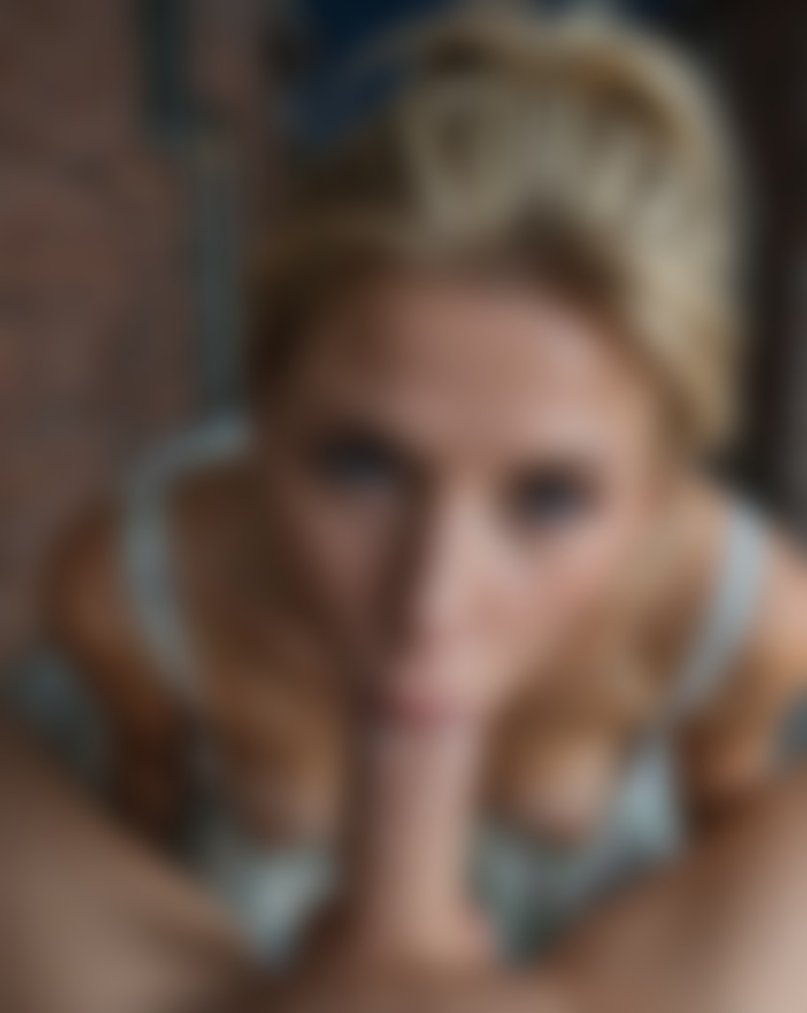Astrid Sweeney AI image