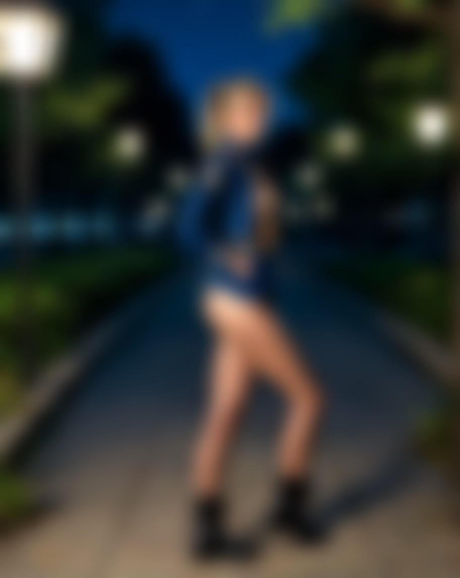 Lacey Farrell — AI persona on XManias