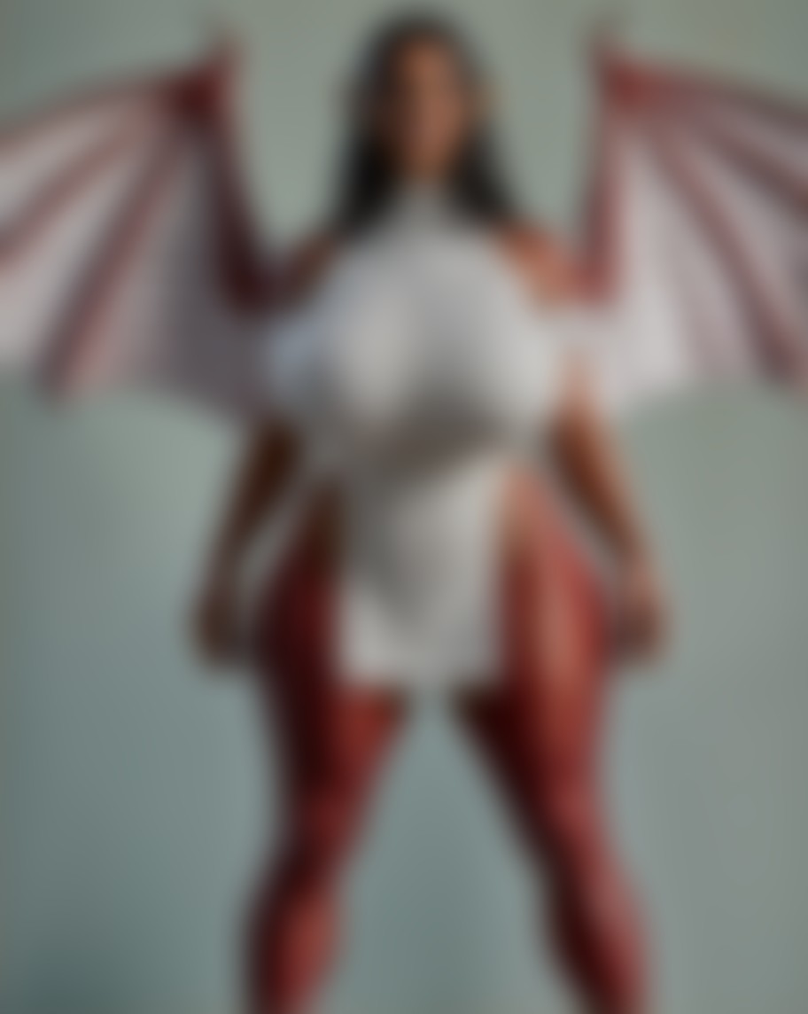 Nazina Brightflame — AI persona on XManias