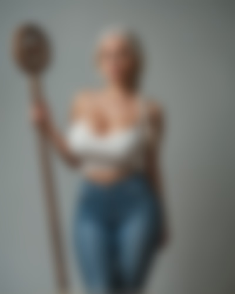 Victoria Pebbles AI image