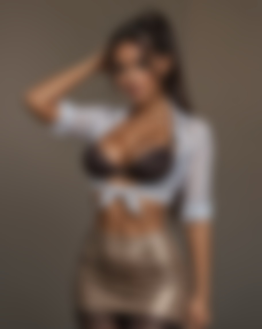 Erina Mendez AI image