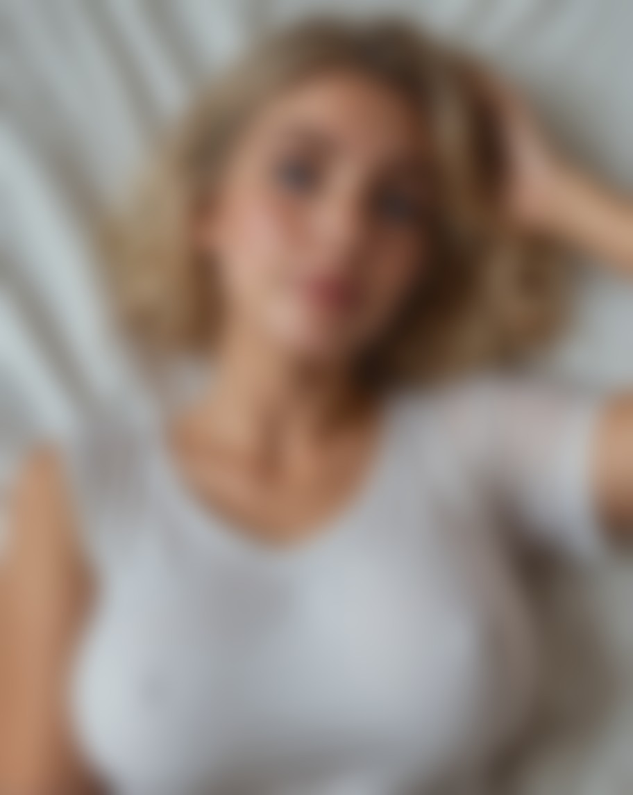Chloe Sullivan AI image
