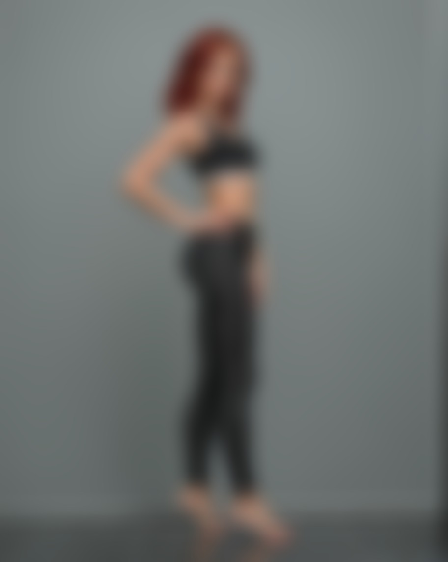 Fiona Humpalot — AI persona on XManias