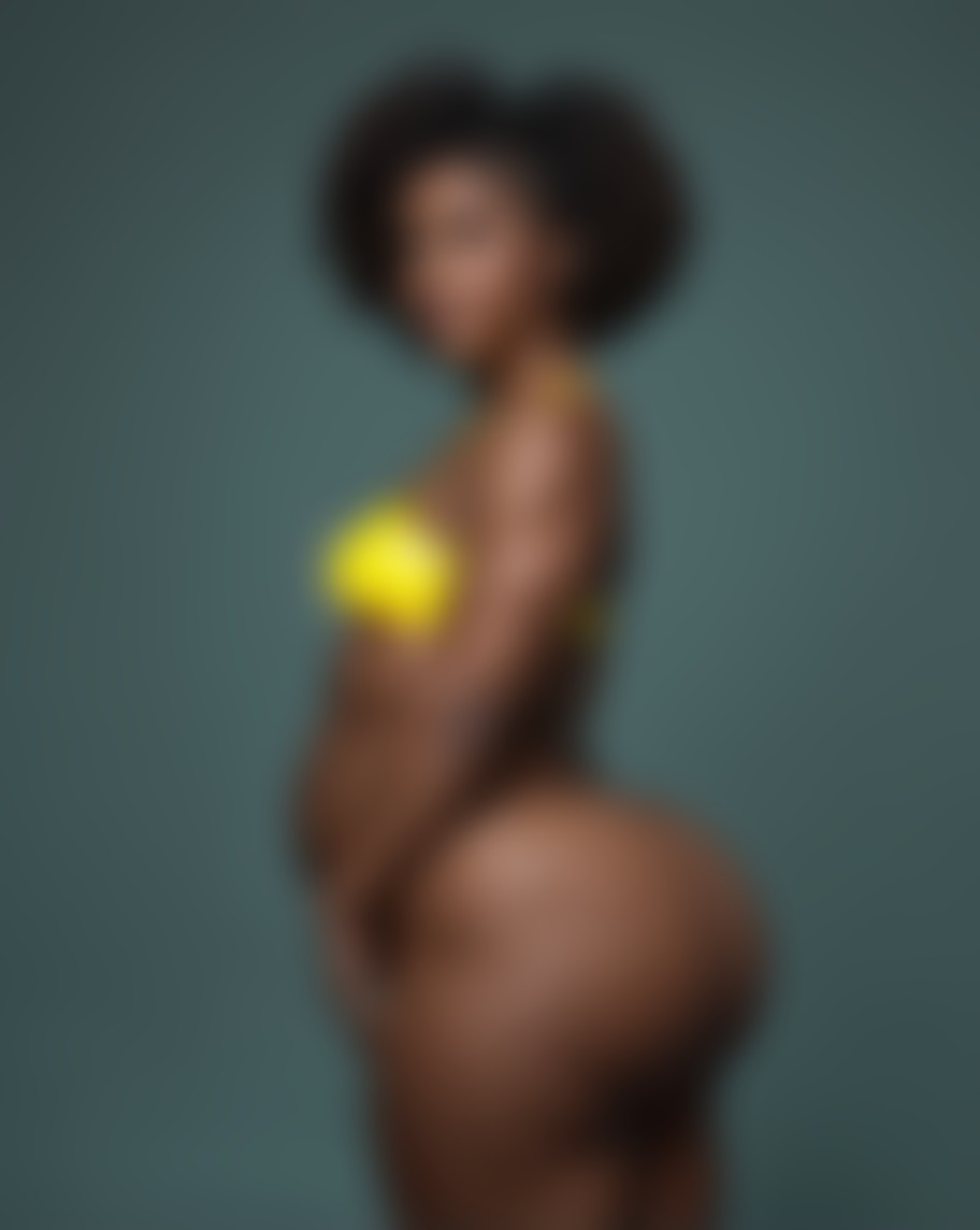 Aaliyah Johnson — AI persona on XManias