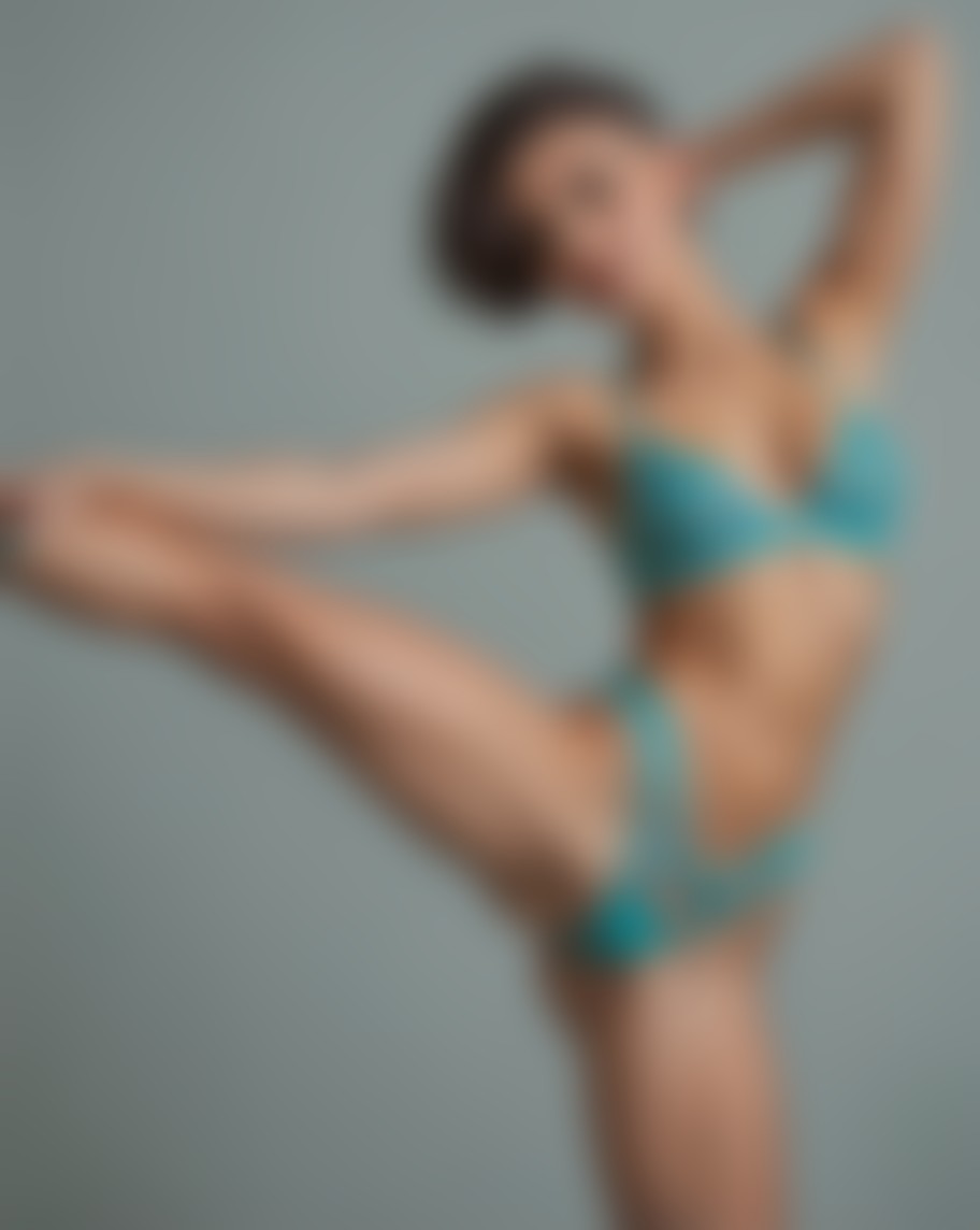 Anya Cordova AI image