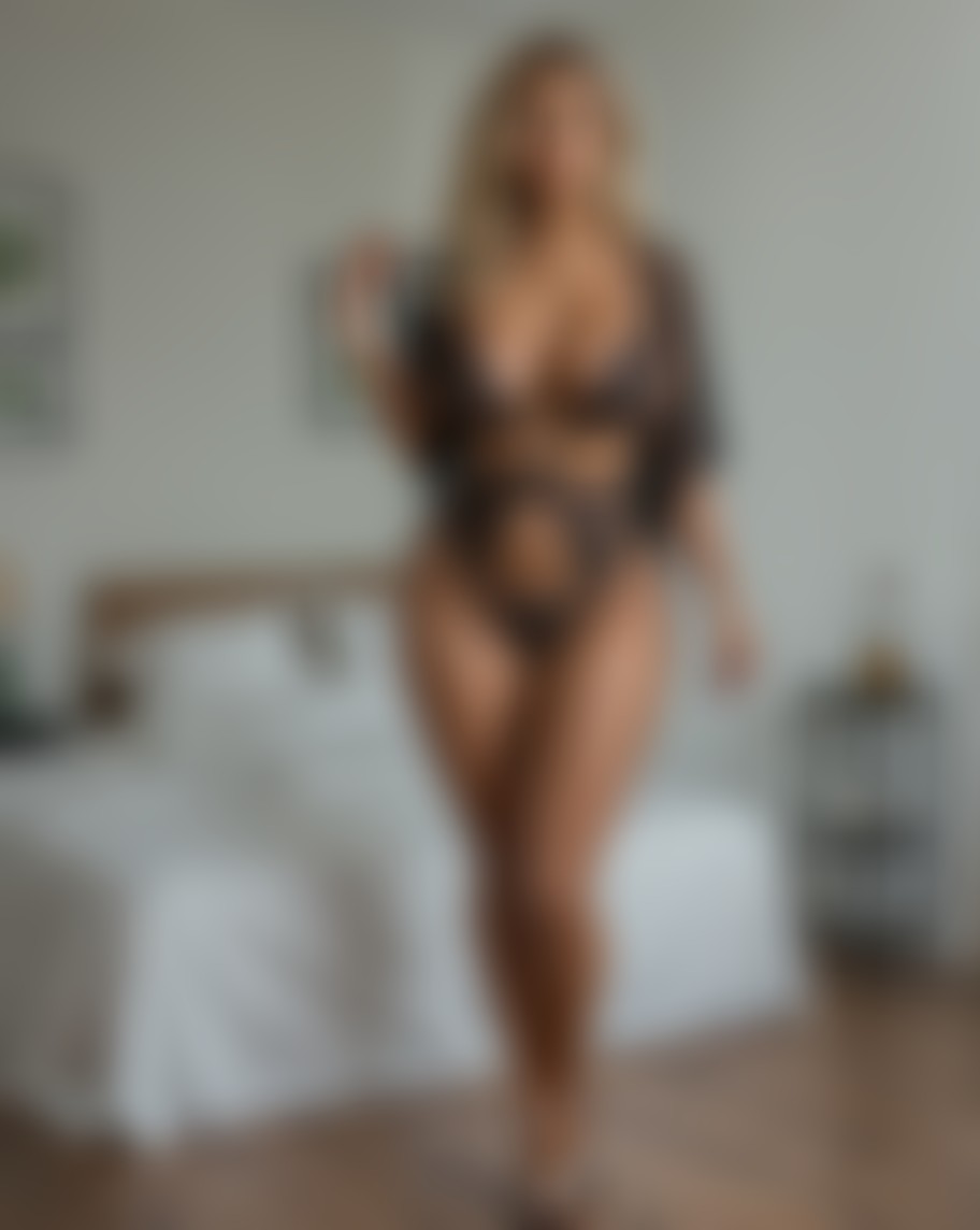 jazmin-35 AI image