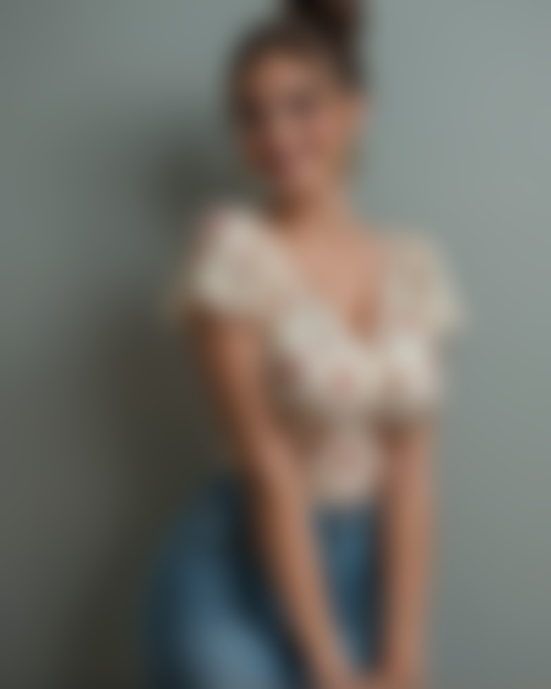 Dottie Travers AI image