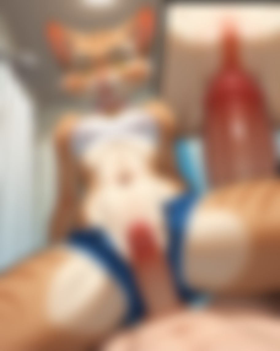 Mia SERIES 6 : THE FURRY UNIVERSITY — AI persona on XManias