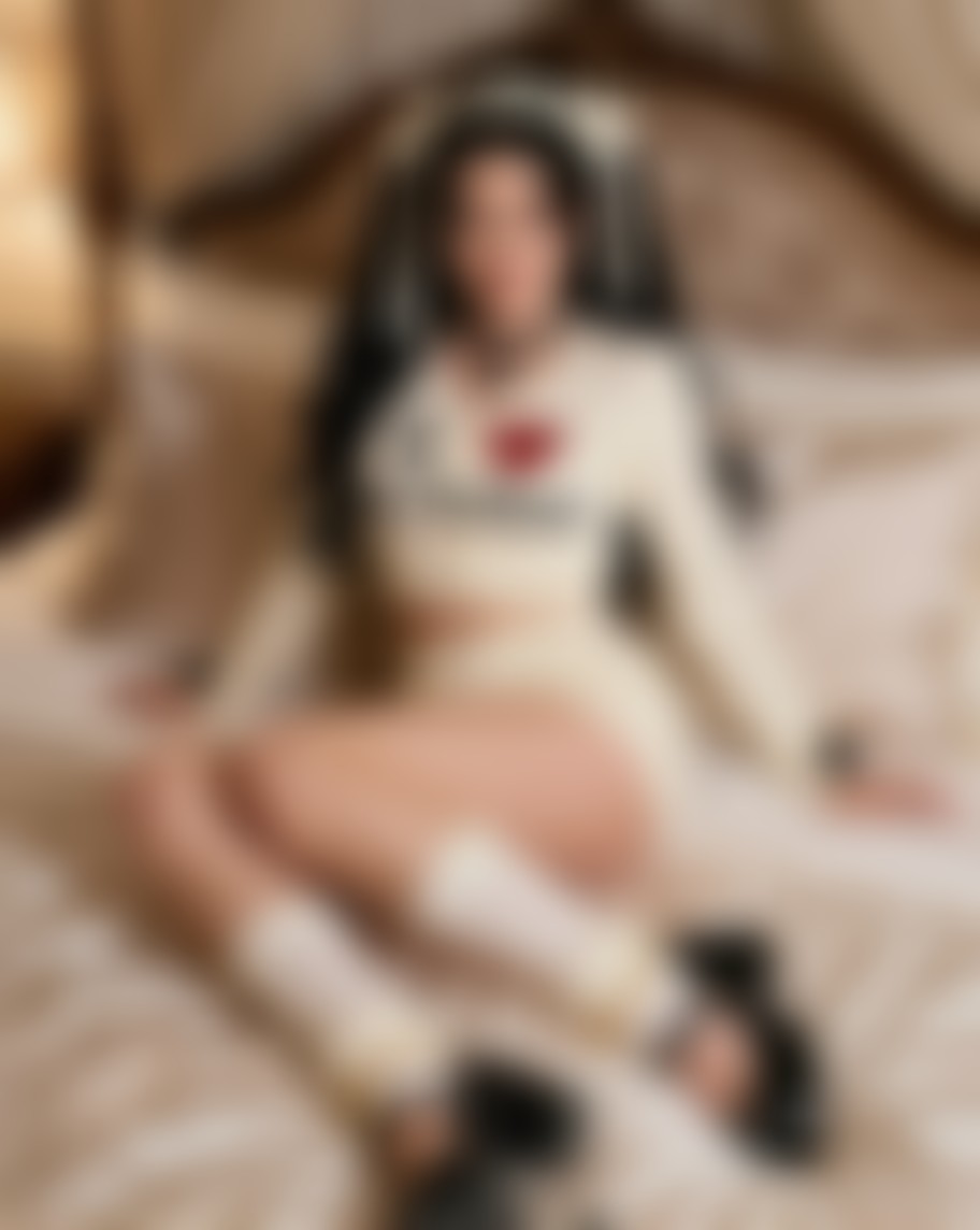 lea Opulent AI image