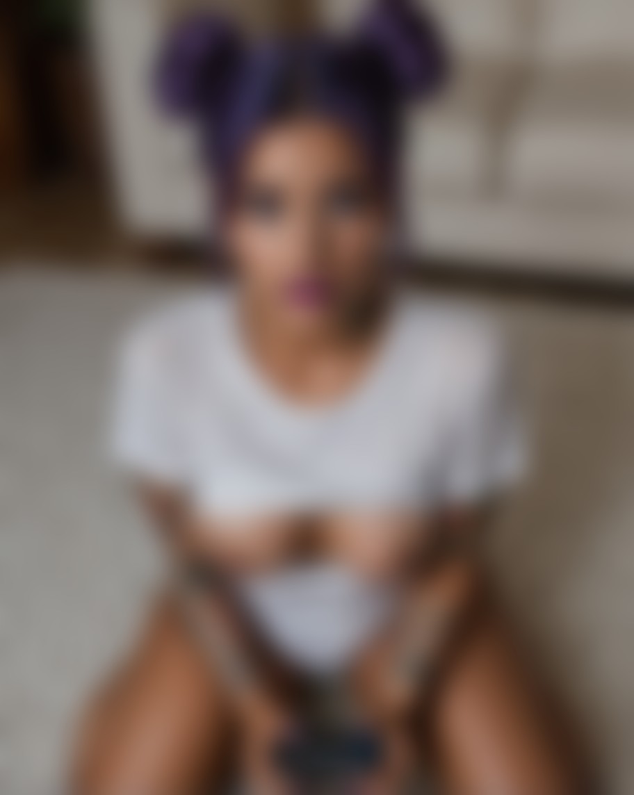 Layla Desire AI image