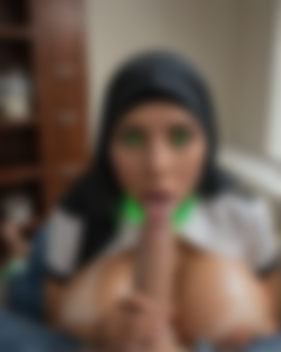 Saliha Yara : Devout Fantasizer — AI persona on XManias