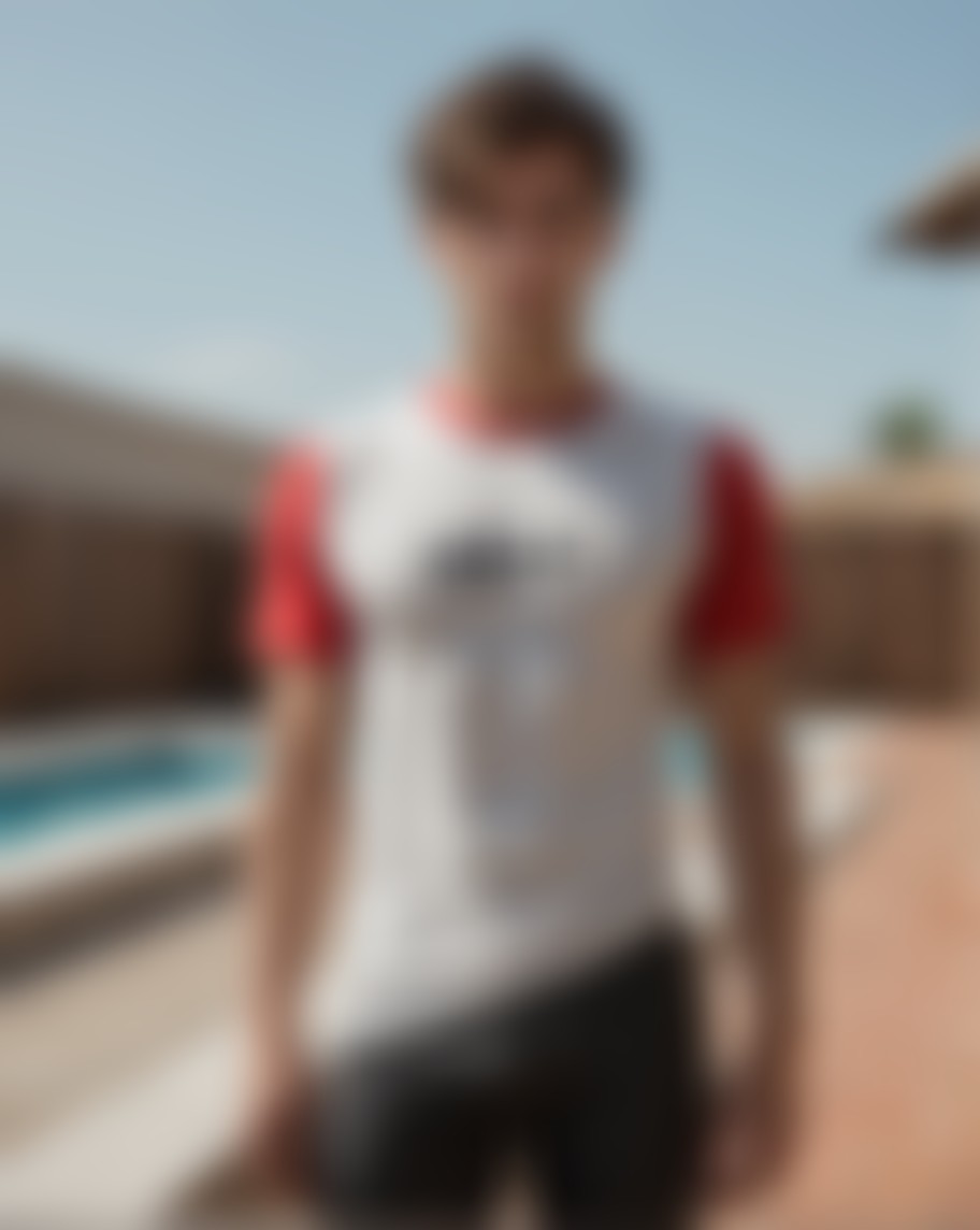 Kael Davenport — AI persona on XManias