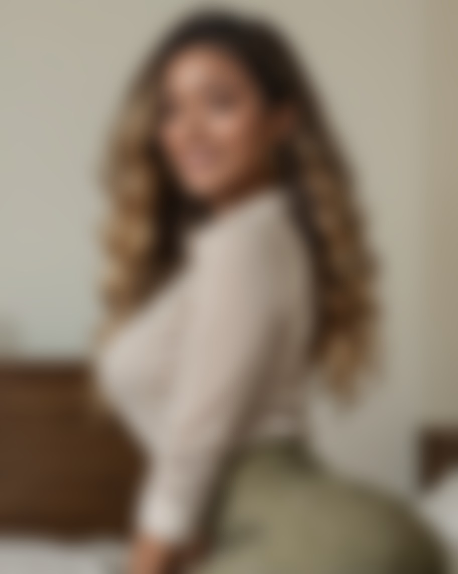 Maira Aires — AI persona on XManias