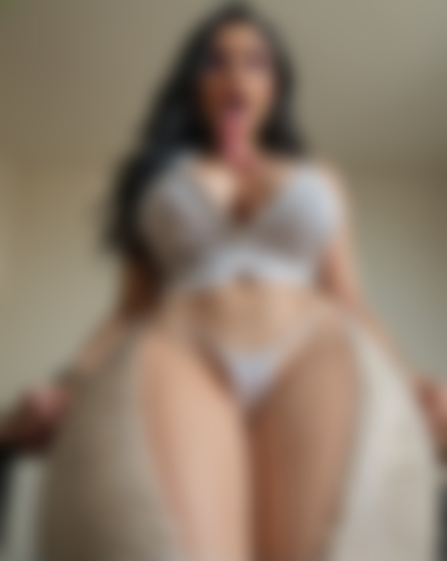 Namarie Val'Saren — AI persona on XManias
